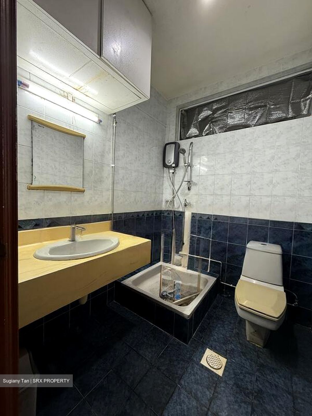 Upper East Coast Road (D16), Terrace #470566121